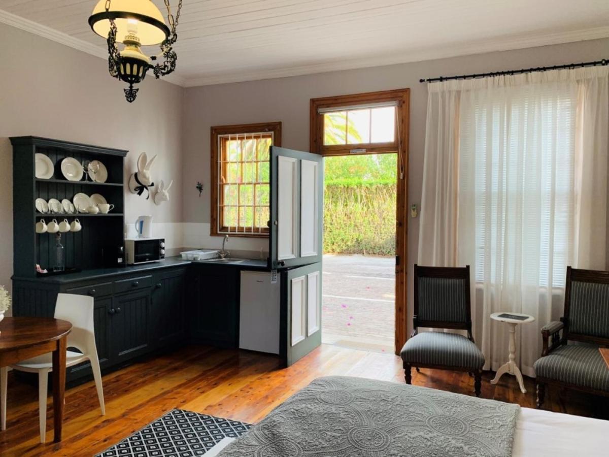 De Wingerd B & B Graaff-Reinet エクステリア 写真