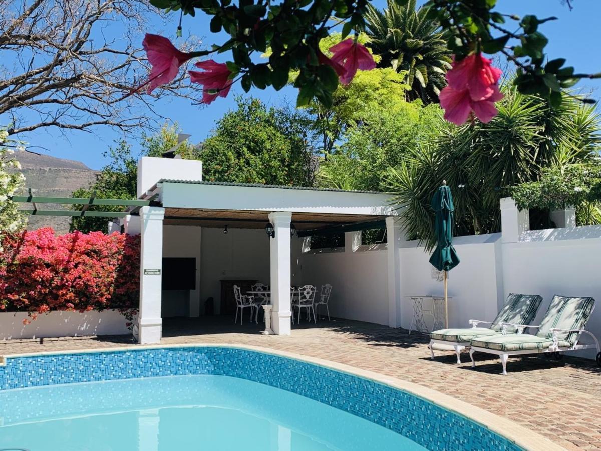 De Wingerd B & B Graaff-Reinet エクステリア 写真